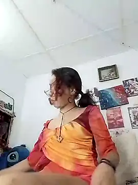 Snapshot of kiaralenon chatting on 11-06-25, 02:37 kiaralenon online show from 11-06-25, 02:37