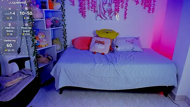 Snapshot of _hanna_sky chatting on 02-07-26, 11:18 hanna sky online show from 02-07-26, 11:18