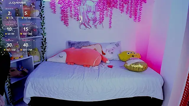 Snapshot of _hanna_sky chatting on 02-25-26, 06:30 hanna sky online show from 02-25-26, 06:30