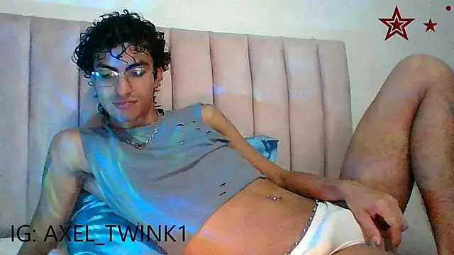 axel love13 online show from 01-10-26, 12:28