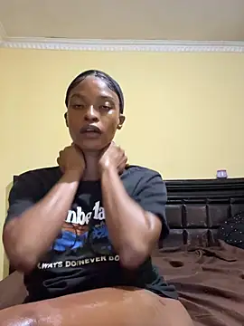NiaLong21  online show from 03-27-26, 01:25