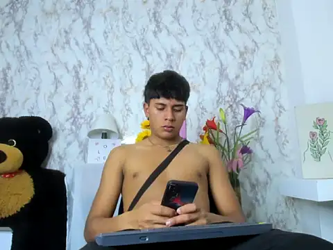 Valentino Lane online show from 03-02-26, 02:01