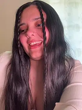 Snapshot of candicewest_ chatting on 04-22-26, 03:08 candicewest online show from 04-22-26, 03:08