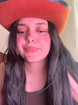 candicewest  online show from 04-15-26, 04:33