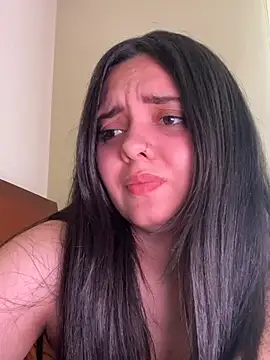 candicewest  online show from 03-06-26, 04:24