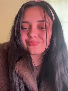 candicewest  online show from 04-04-26, 06:14