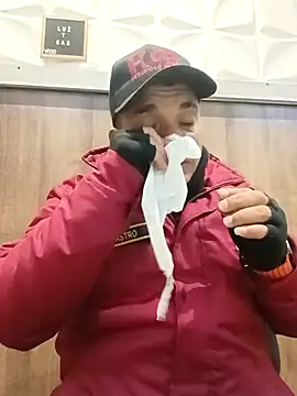 Loquillopajero online show from 03-21-26, 05:41