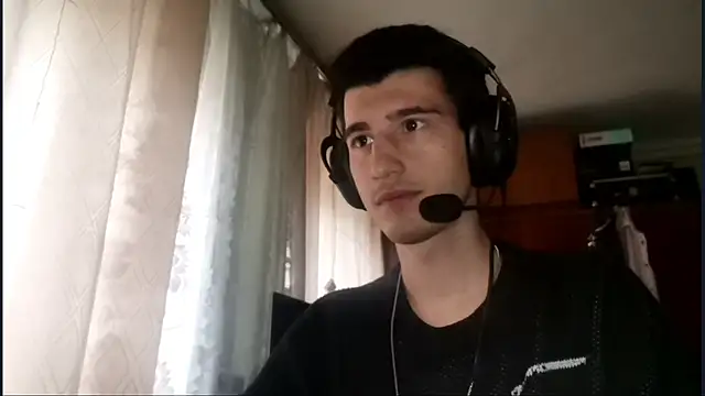 JamesLagerfeld online show from 11-06-25, 10:19