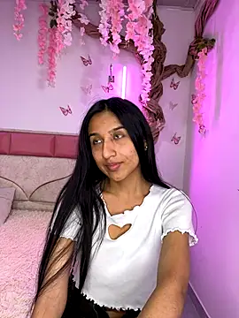 Snapshot of AdaharaBanks chatting on 11-07-25, 04:33 AdaharaBanks online show from 11-07-25, 04:33