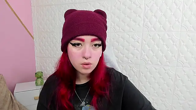 Dakkotta   online show from 12-17-25, 04:39