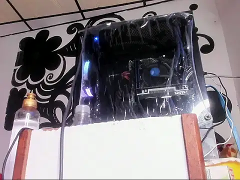 couple-hothot online show from 12-13-25, 09:21