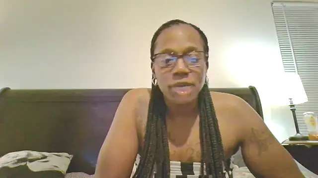 SweetParadise00 online show from 11-07-25, 03:11