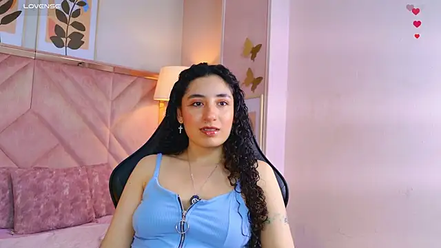 Snapshot of DemiJones_ chatting on 06-05-26, 05:23 DemiJones online show from 06-05-26, 05:23