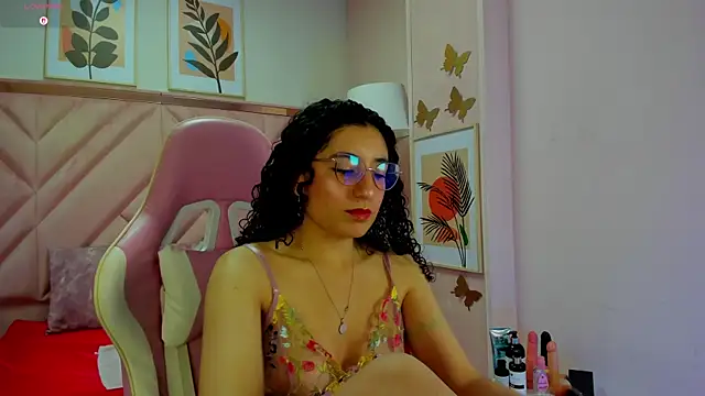 DemiJones  online show from 12-05-25, 04:22