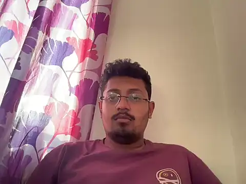 Snapshot of Your_yash2 chatting on 04-02-26, 12:01 Your yash2 online show from 04-02-26, 12:01