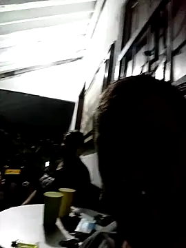 linahotlatina online show from 11-06-25, 04:05