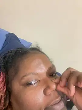 Snapshot of Babygir85 chatting on 02-11-26, 05:18 Babygir85 online show from 02-11-26, 05:18