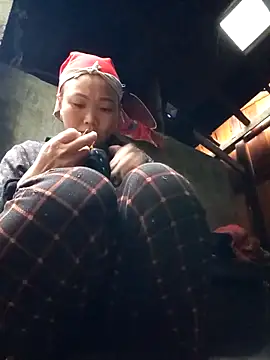 Snapshot of susunini chatting on 11-06-25, 09:35 susunini online show from 11-06-25, 09:35