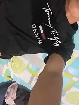 Snapshot of Abismo202 chatting on 11-08-25, 03:43 Abismo202 online show from 11-08-25, 03:43