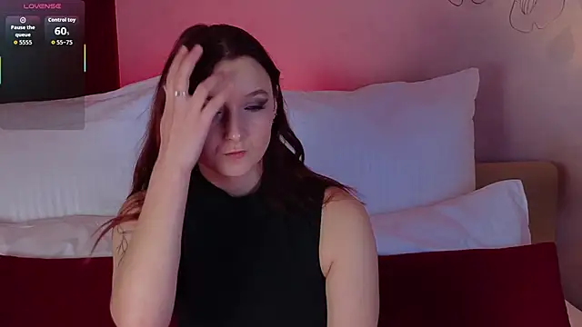 Ellllie online show from 11-06-25, 09:57