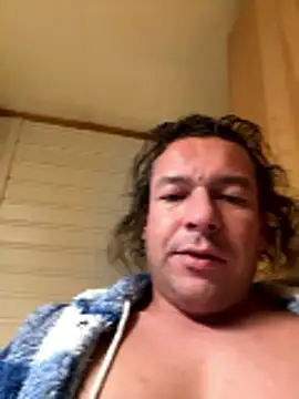 miguel910921 online show from 01-09-26, 09:38