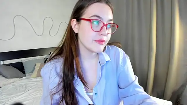 Mersedes Rosso online show from 11-26-25, 01:27