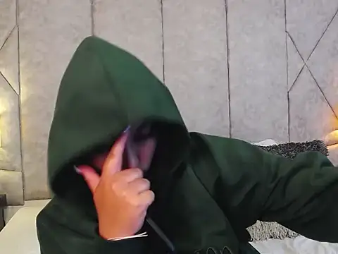 LannyShell online show from 12-13-25, 08:04