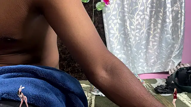 leenaboyxh online show from 01-17-26, 06:33