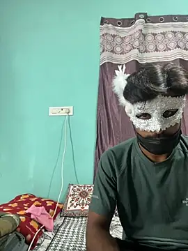 leenaboyxh online show from 11-29-25, 04:18