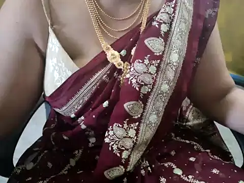 Snapshot of Tamil_VirginAss2 chatting on 01-08-26, 05:02 Tamil VirginAss2 online show from 01-08-26, 05:02