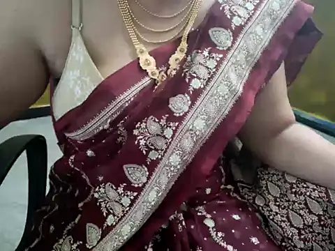 Snapshot of Tamil_VirginAss2 chatting on 01-11-26, 12:23 Tamil VirginAss2 online show from 01-11-26, 12:23