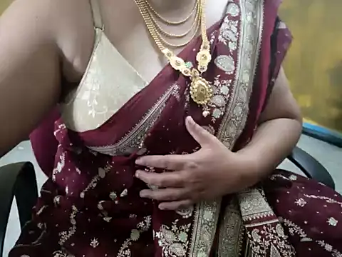 Snapshot of Tamil_VirginAss2 chatting on 01-16-26, 05:33 Tamil VirginAss2 online show from 01-16-26, 05:33