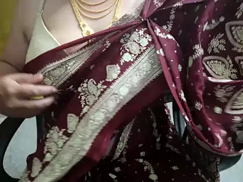 Snapshot of Tamil_VirginAss2 chatting on 01-16-26, 05:50 Tamil VirginAss2 online show from 01-16-26, 05:50