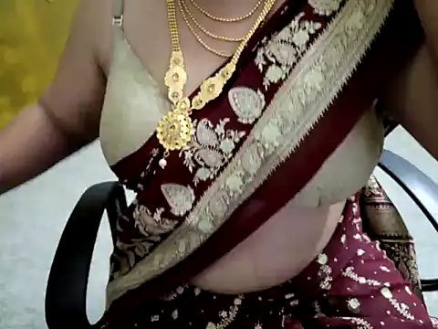 Snapshot of Tamil_VirginAss2 chatting on 11-28-25, 06:41 Tamil VirginAss2 online show from 11-28-25, 06:41