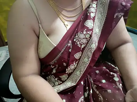 Snapshot of Tamil_VirginAss2 chatting on 01-05-26, 05:27 Tamil VirginAss2 online show from 01-05-26, 05:27