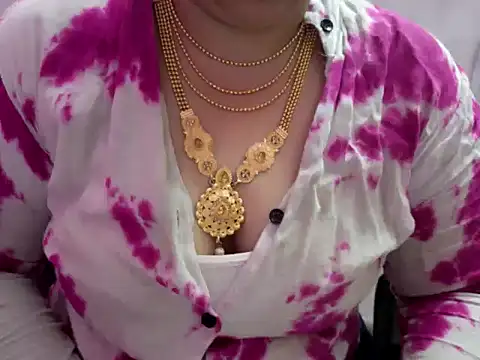 Snapshot of Tamil_VirginAss2 chatting on 02-26-26, 01:22 Tamil VirginAss2 online show from 02-26-26, 01:22