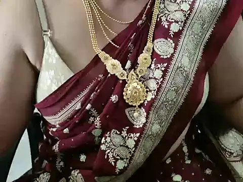 Snapshot of Tamil_VirginAss2 chatting on 11-28-25, 06:35 Tamil VirginAss2 online show from 11-28-25, 06:35