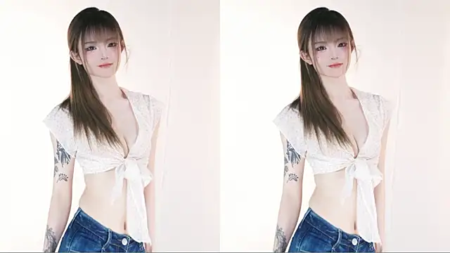 Snapshot of MHe-002 chatting on 02-10-26, 10:14 MHe-002 online show from 02-10-26, 10:14