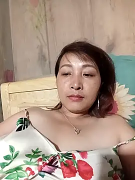 Missa-kute20 online show from 04-10-26, 05:36