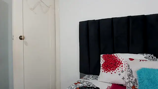 Miss-Berries online show from 03-03-26, 09:00