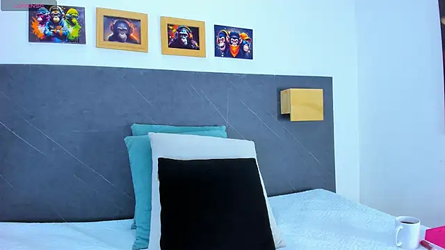 Andhrea Vale online show from 02-11-26, 12:16