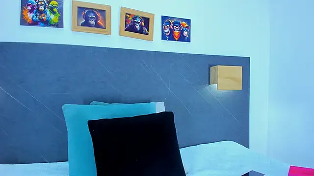 Andhrea Vale online show from 03-05-26, 12:13