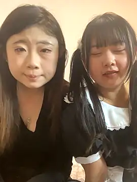 Snapshot of qiuqiu-06 chatting on 11-07-25, 12:10 qiuqiu-06 online show from 11-07-25, 12:10