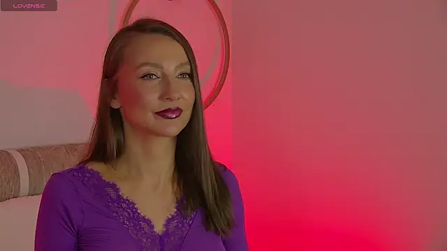 Snapshot of Eva_Devine chatting on 11-13-25, 05:50 Eva Devine online show from 11-13-25, 05:50