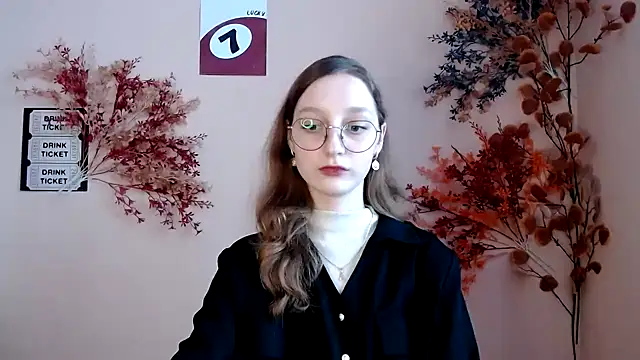 Snapshot of Curlyyy_Girl chatting on 11-13-25, 11:47 Curlyyy Girl online show from 11-13-25, 11:47