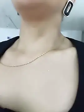 ALEJA  22 online show from 04-13-26, 01:59