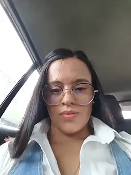 Snapshot of ALEJA__22 chatting on 05-23-26, 07:02 ALEJA 22 online show from 05-23-26, 07:02