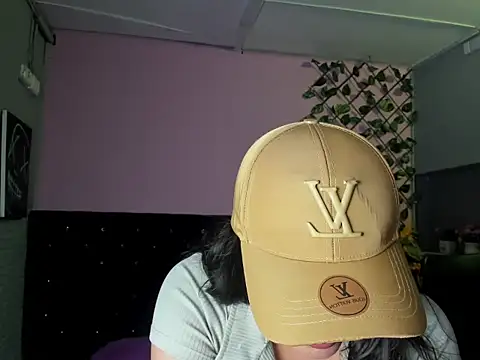 Snapshot of Dhany_Naugthy_ chatting on 11-07-25, 07:40 Dhany Naugthy online show from 11-07-25, 07:40