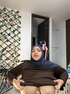 sweetmuslim01 online show from 03-17-25, 12:53