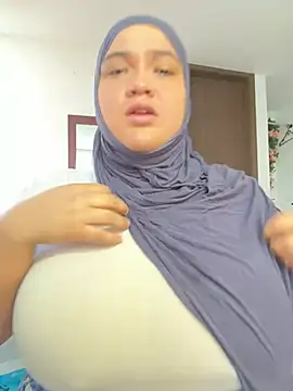 sweetmuslim01 online show from 02-12-26, 05:56